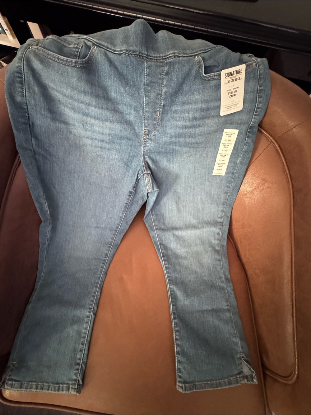 Bundle: Womens Jeans & Pants- Torrid, St John’s Bay, Levi’s, Chico’s